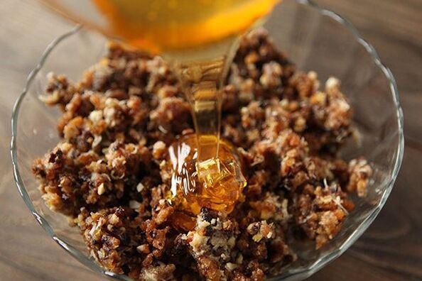 Nuci cu miere - un remediu popular pentru o creștere rapidă a potenței acasă